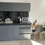 Lovely Flat In Tel Aviv 32