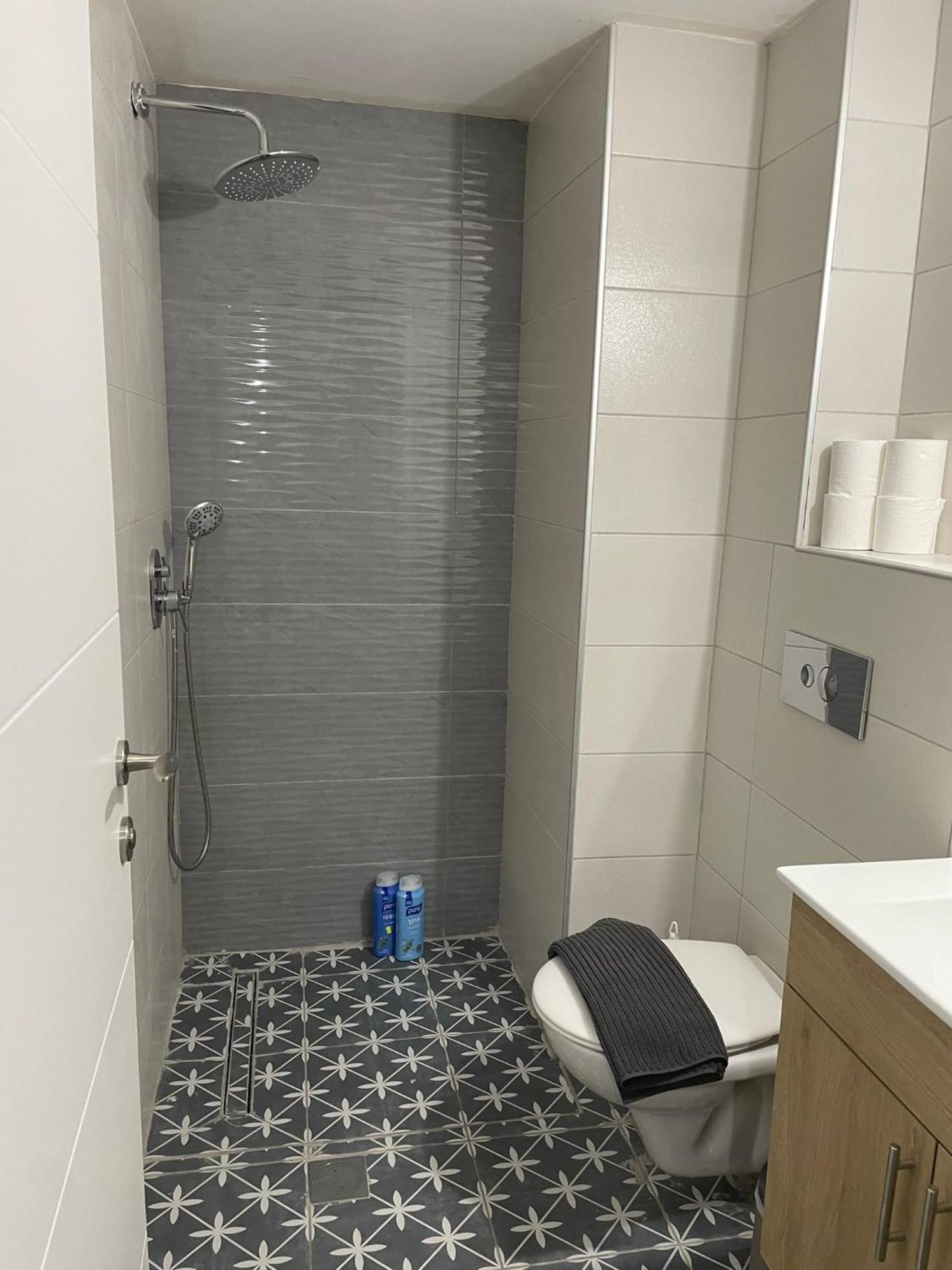 Lovely Flat In 32 *
